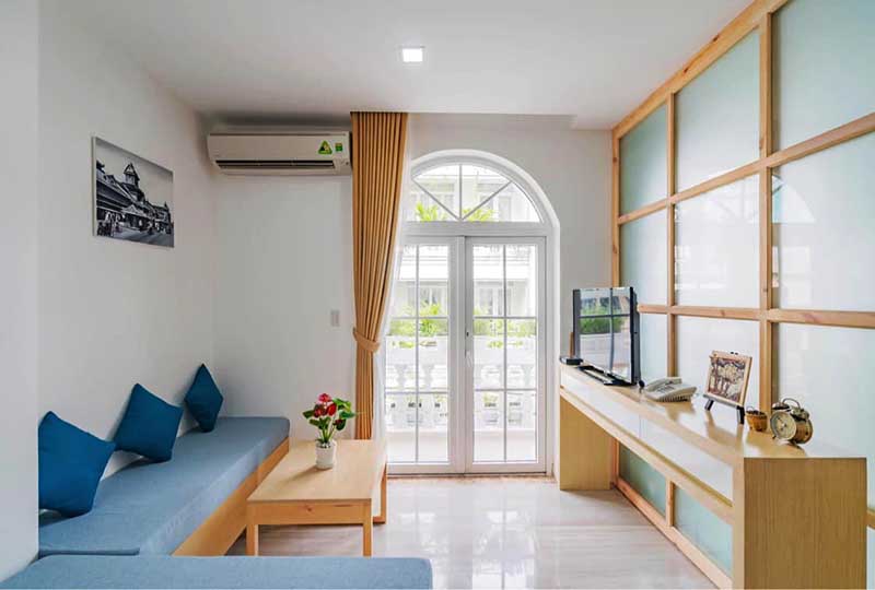 Two bedroom serviced apartment renting in District 3 Vuon Chuoi Street