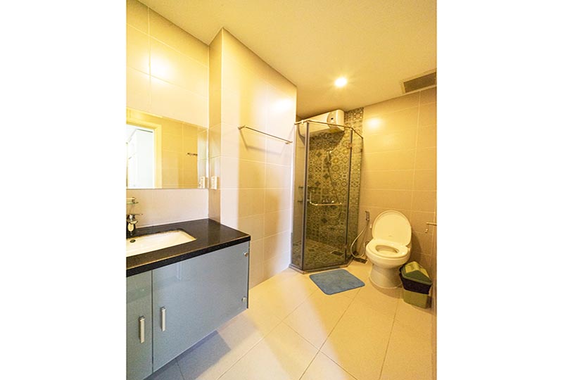 Serviced apartment for rent in Phu Nhuan District Huynh Van Banh St
