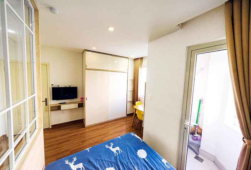 Serviced apartment for rent in Phu Nhuan District Huynh Van Banh St