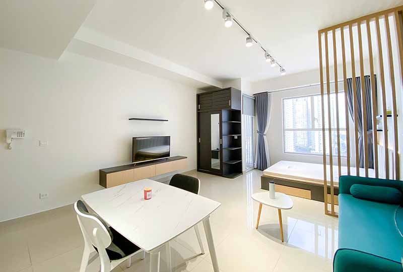 Studio apartment for rent on Sunrise City View District 7