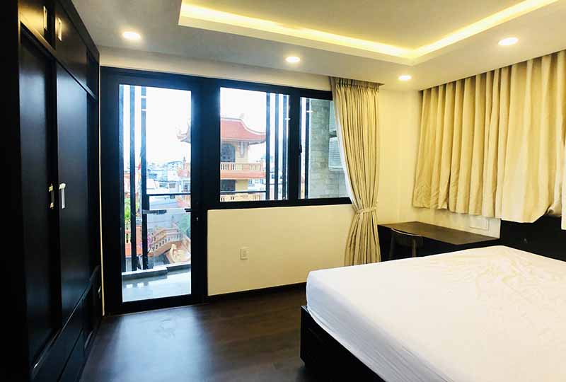 One bedroom serviced apartment for rent on Nguyen Duy Street, Binh Thanh District
