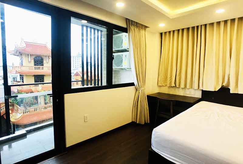 One bedroom serviced apartment for rent on Nguyen Duy Street, Binh Thanh District