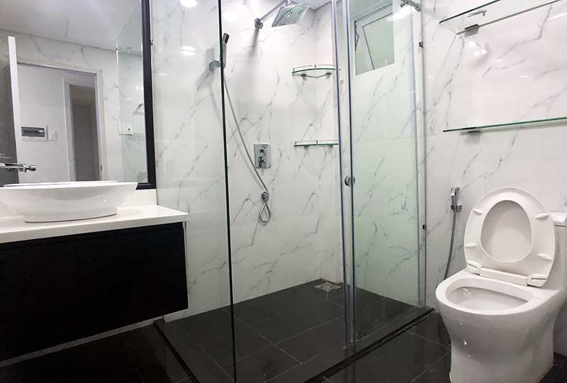 One bedroom serviced apartment for rent on Nguyen Duy Street, Binh Thanh District