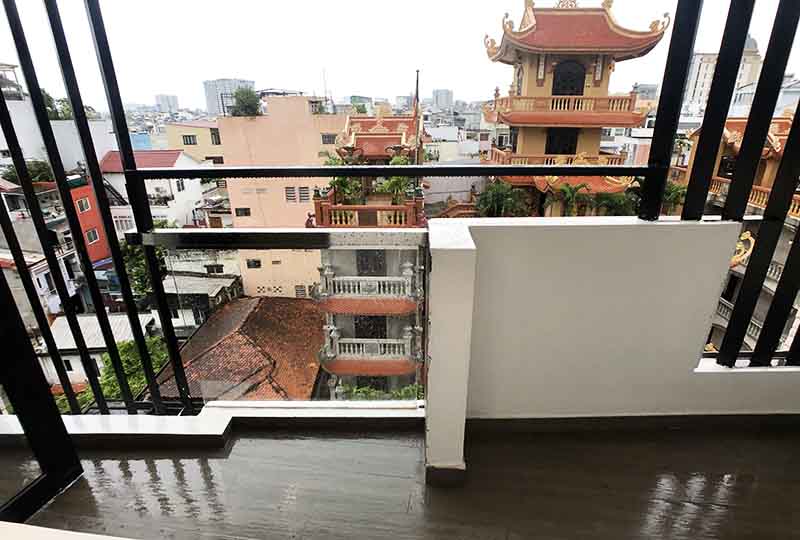 One bedroom serviced apartment for rent on Nguyen Duy Street, Binh Thanh District