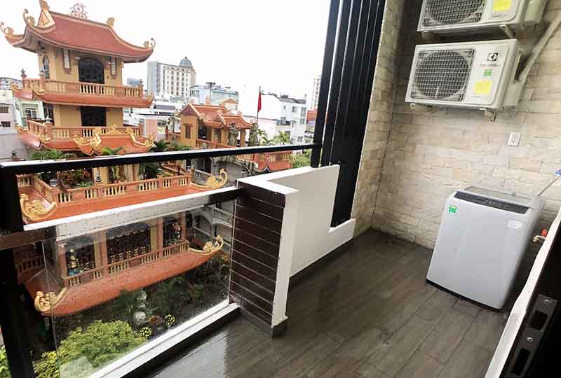 One bedroom serviced apartment for rent on Nguyen Duy Street, Binh Thanh District