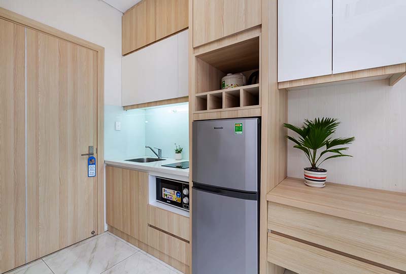 Nice studio renting in District 1 next to Tan Dinh market