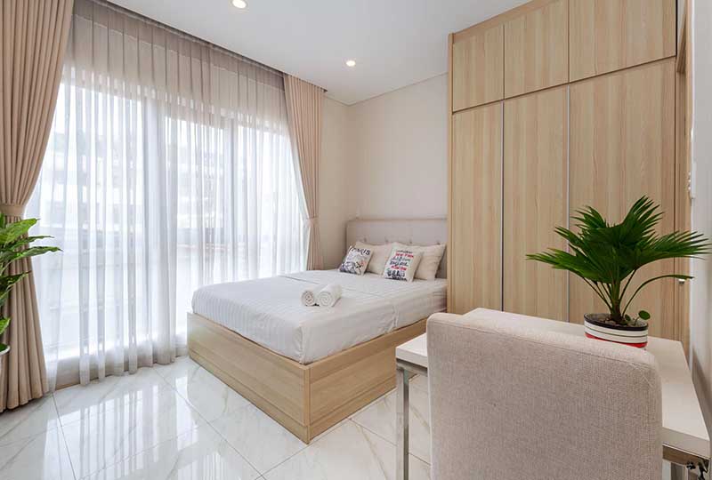 Nice studio renting in District 1 next to Tan Dinh market