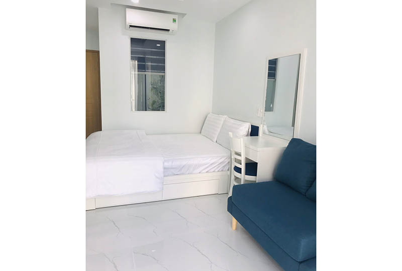 Studio flat for rent in Phu My Hung with full of services