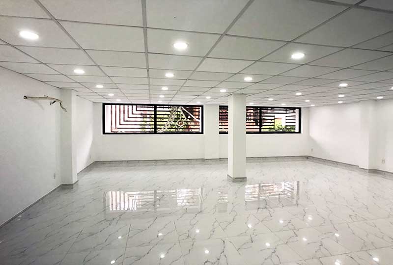 Office for lease on Nguyen Duy Street Binh Thanh District HCMC