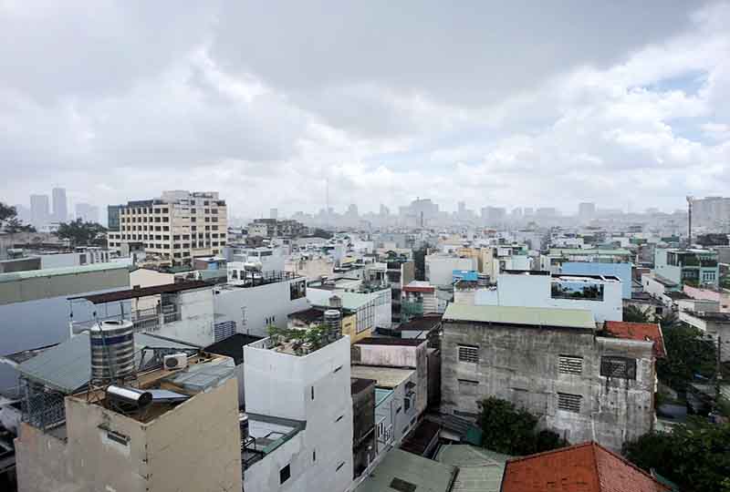 Cheap office for rent in Binh Thanh District next to District 1