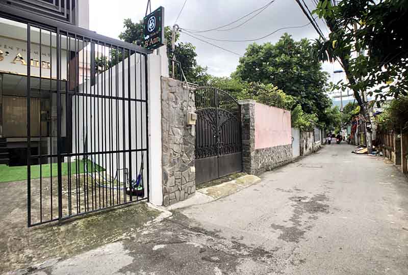 Cheap office for rent in Binh Thanh District next to District 1