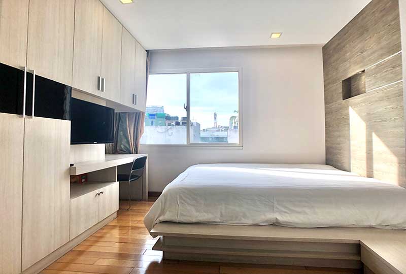 Warmly serviced apartment for lease in District 3 Saigon