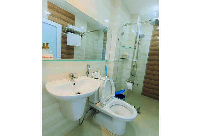 Loft-apartment for rent in District 1 has full of services