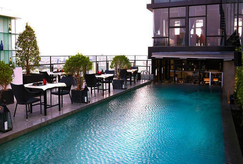 Nice apartment rental on Ben Thanh Tower District 1 Saigon City center