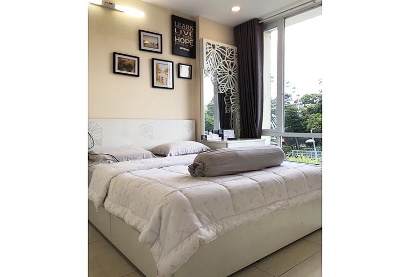 Canal view serviced apartment for rent in Binh Thanh District