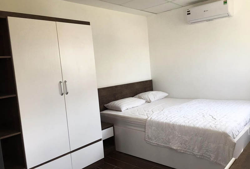 Studio flat for rent on Nguyen Trai St come with full of services