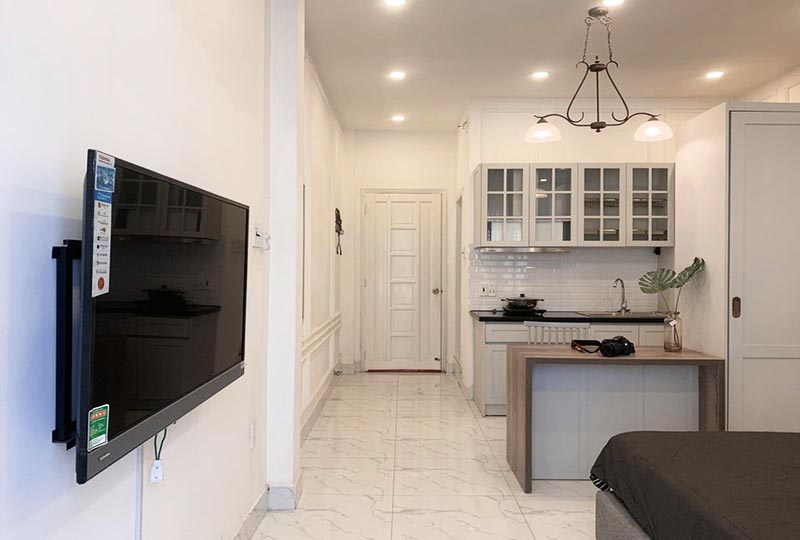 Studio leasing now in District 4, Khanh Hoi Street