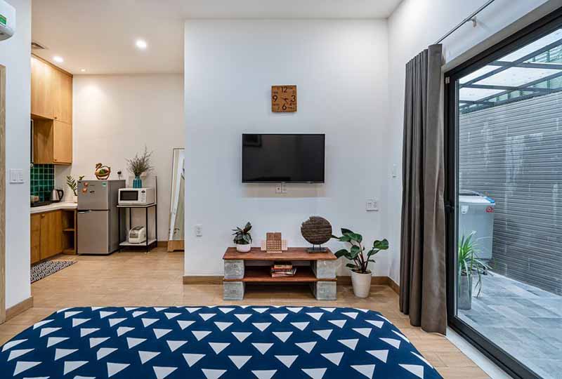 Bright studio serviced apartment in Binh Thanh Dist for rent