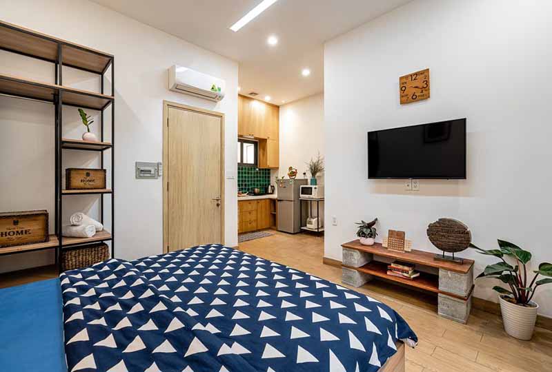 Bright studio serviced apartment in Binh Thanh Dist for rent