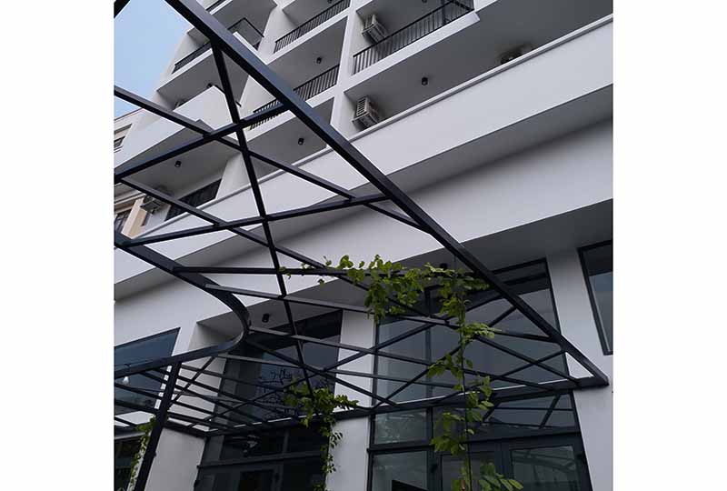 Bright-light serviced apartment rental on Thao Dien, Saigon, District 2