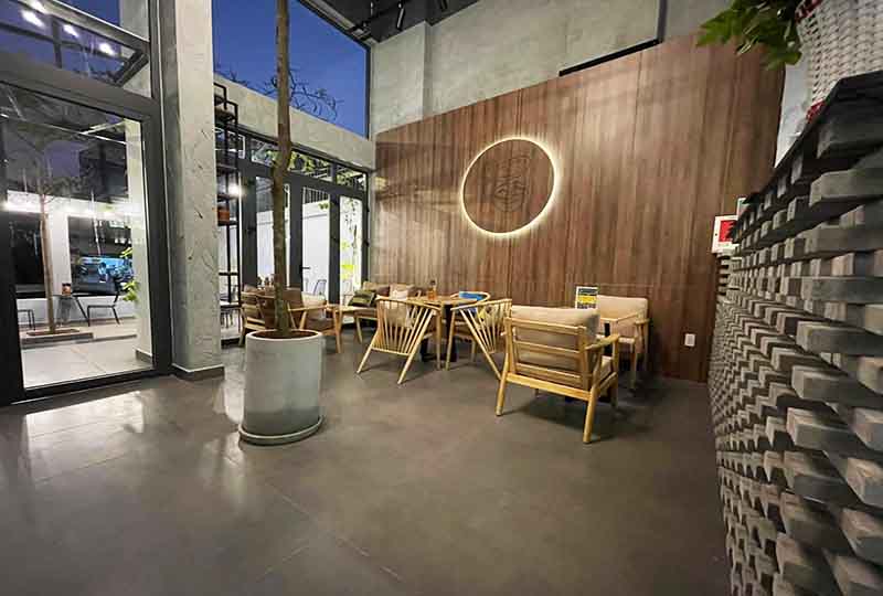 Bright-light serviced apartment rental on Thao Dien, Saigon, District 2