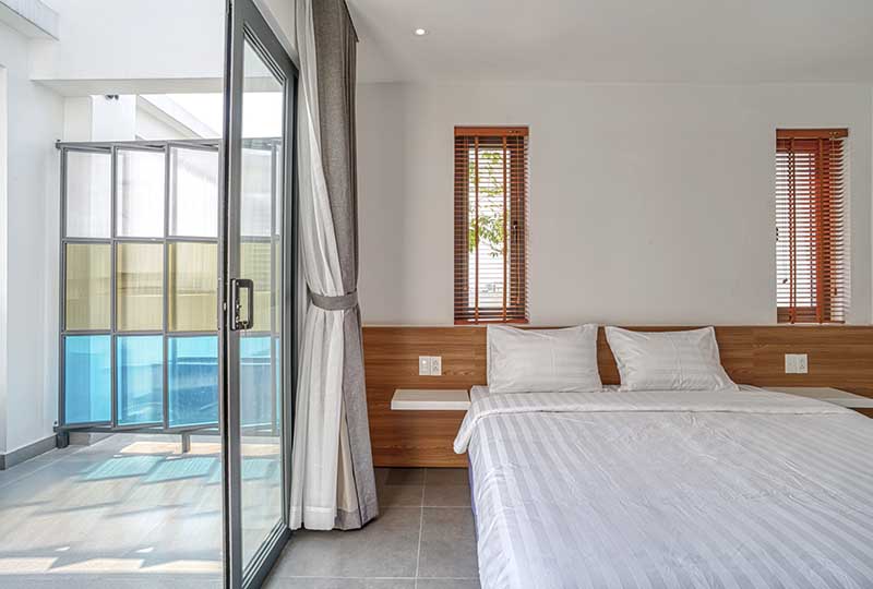 Bright-light serviced apartment rental on Thao Dien, Saigon, District 2