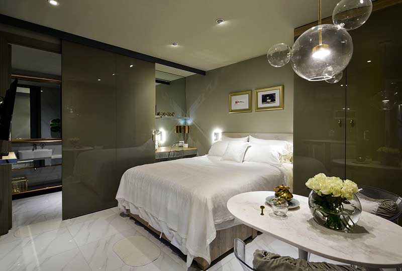 Studio apartment for rent in District 1, Saigon City Center come with full of services