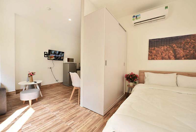 Spacious Studio serviced apartment for lease in Dakao War, District 1, HCMC