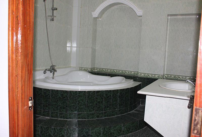House for rent on Tran Khanh Du street Tan Dinh ward District 1