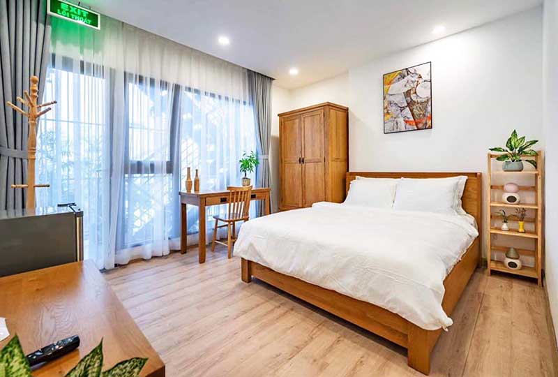 Studio flat leasing in Phu Nhuan District, Huynh Van Banh Street