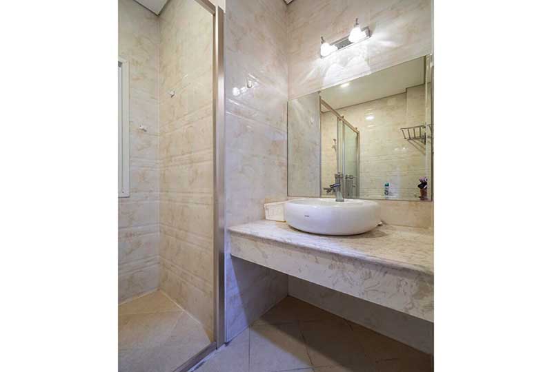Serviced apartment rental nearly Ben Thanh Market District 1