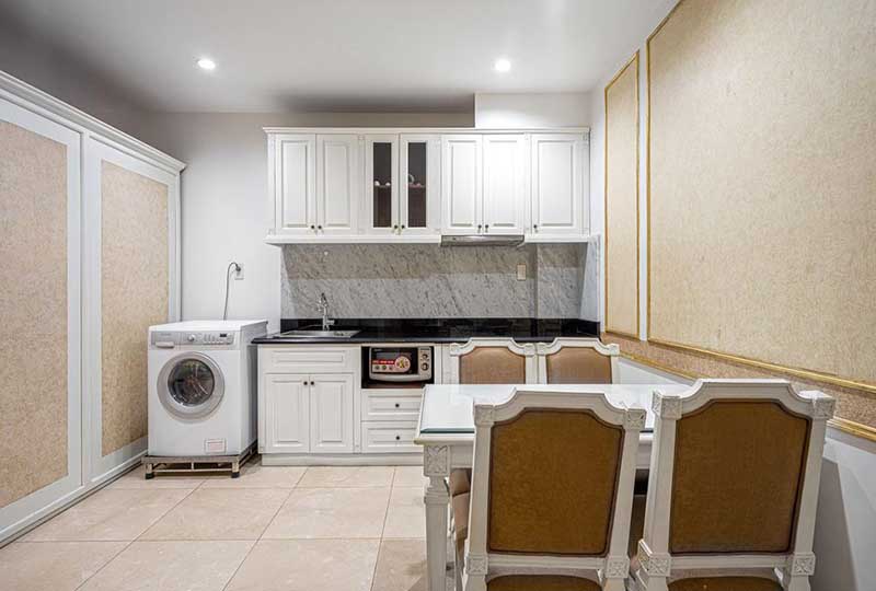 Vintage Serviced apartment for rent nearby Ben Thanh Market, District 1