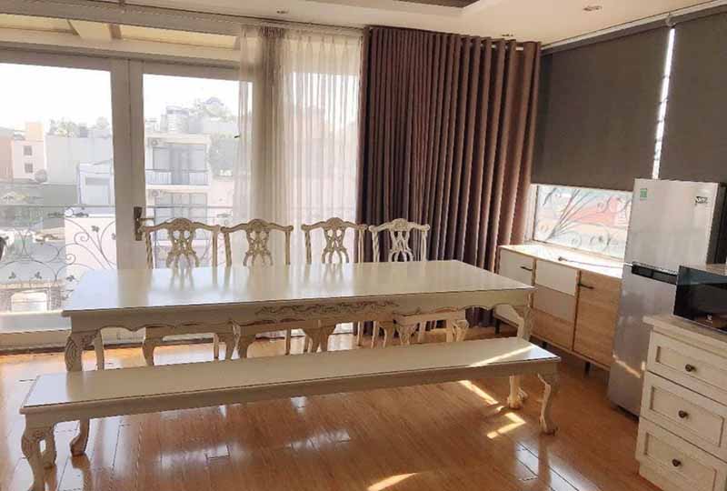 Bright-light serviced apartment for rent on Ly Chinh Thang St, District 3, Saigon
