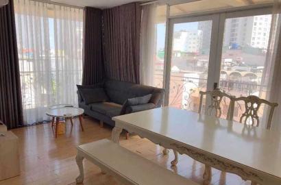 Bright-light serviced apartment for rent on Ly Chinh Thang St, District 3, Saigon