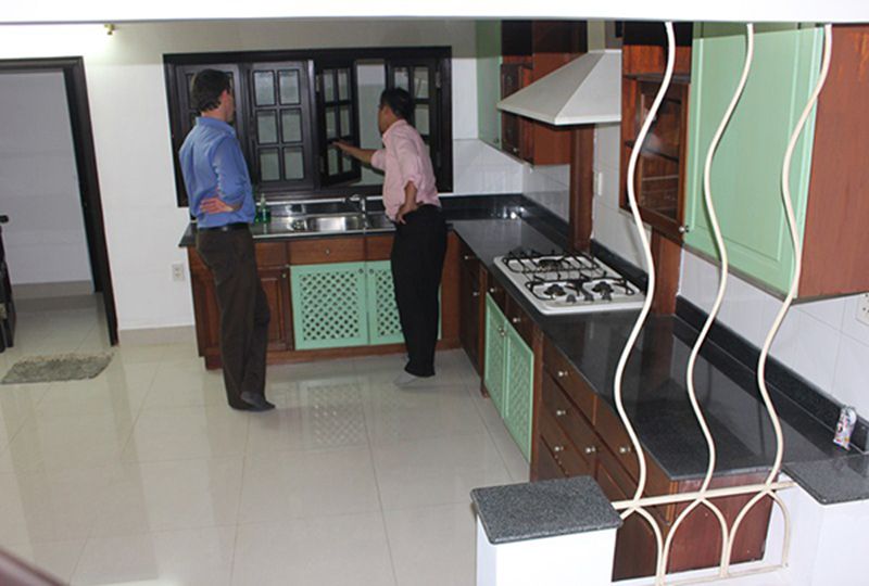 Nice house for rent on Tran Khanh Du street District 1 .