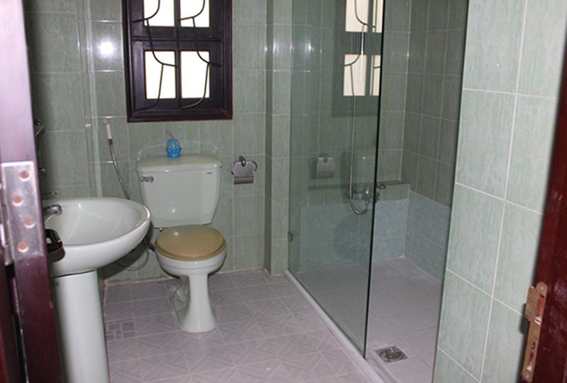 Nice house for rent on Tran Khanh Du street District 1 .