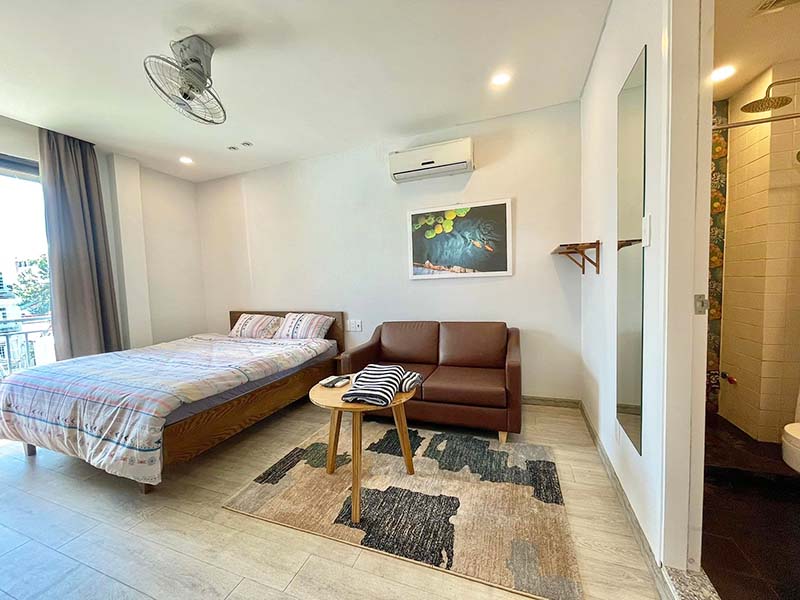 Studio for rent in District 1 Dinh Tien Hoang St come with fully services