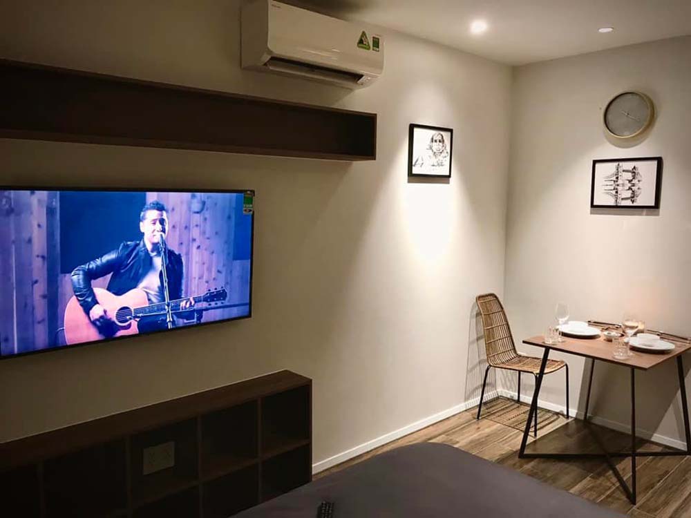 Windy serviced apartment for rent in District 10 Ho Chi Minh City