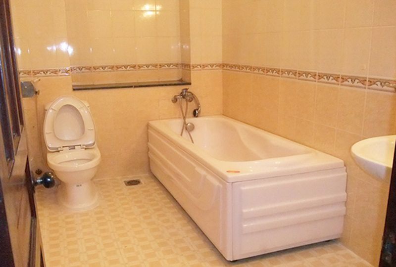 House for rent on Pham Viet Chanh street Binh Thanh District .