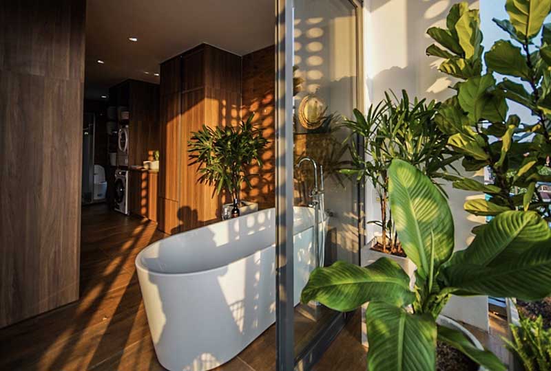Luxury serviced apartment for rent in District 10 Saigon City Center