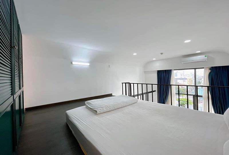 Loft serviced apartment for lease near FV Hospital District 7 HCMC
