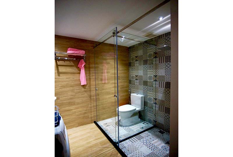 Spacious studio serviced apartment renting in Tan Binh District Saigon