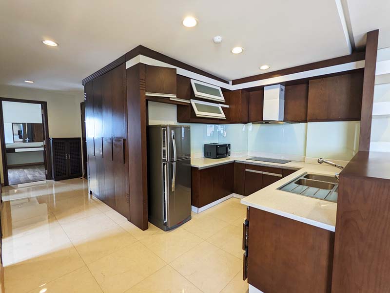 Three bedrooms serviced apartment for rent on Phu Nhuan District Ho Bieu Chanh St
