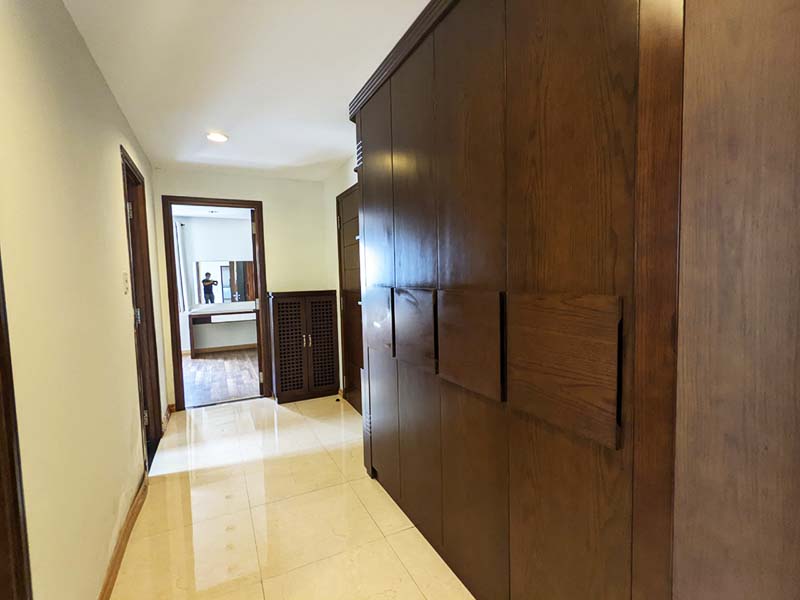Three bedrooms serviced apartment for rent on Phu Nhuan District Ho Bieu Chanh St
