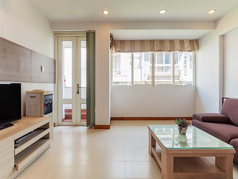 Cozy serviced apartment renting in Phu Nhuan District, Phan Xich Long area