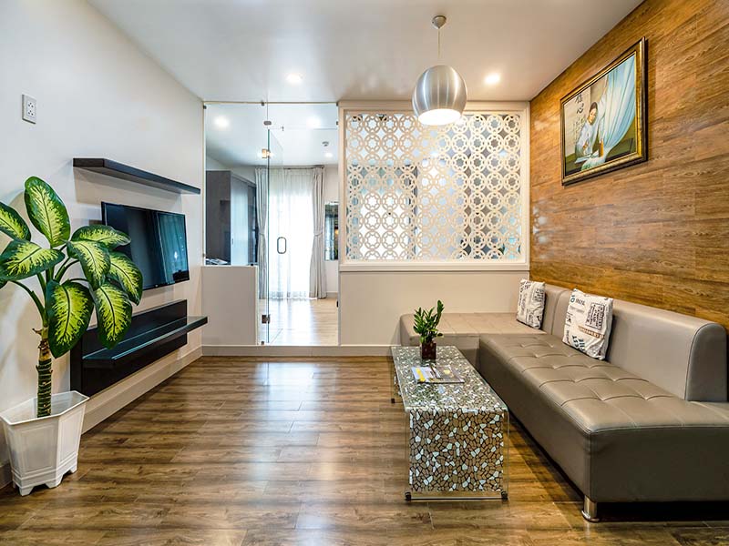 Nice serviced apartment renting on Hoang Dieu St, Phu Nhuan Dist, Next to The Airport