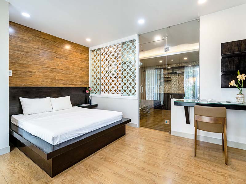 Nice serviced apartment renting on Hoang Dieu St, Phu Nhuan Dist, Next to The Airport