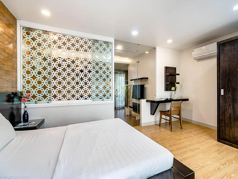 Nice serviced apartment renting on Hoang Dieu St, Phu Nhuan Dist, Next to The Airport