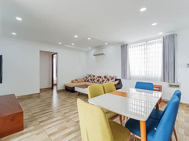 Two bedrooms apartment for rent on Le Van Sy Street come with full of services