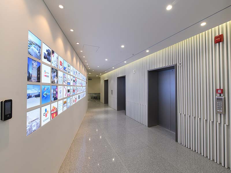 Office for lease in District 1 Le Thanh Ton Street, Saigon City Center